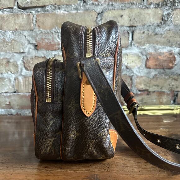 Vintage Louis Vuitton 2000 Monogram Nile Shoulder Bag - Picture 5 of 16